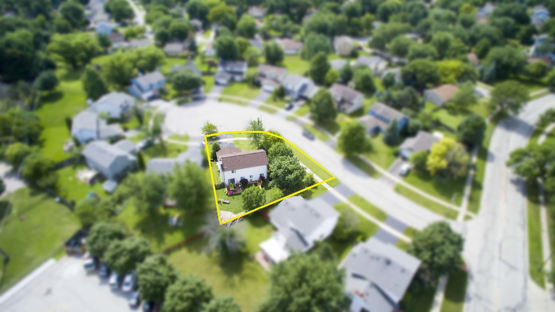 387 Amy Court, Naperville, IL 60565