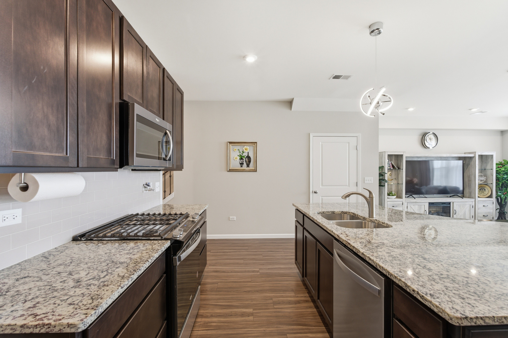 2235 Ryegrass Lane #68002, Bolingbrook, IL 60490