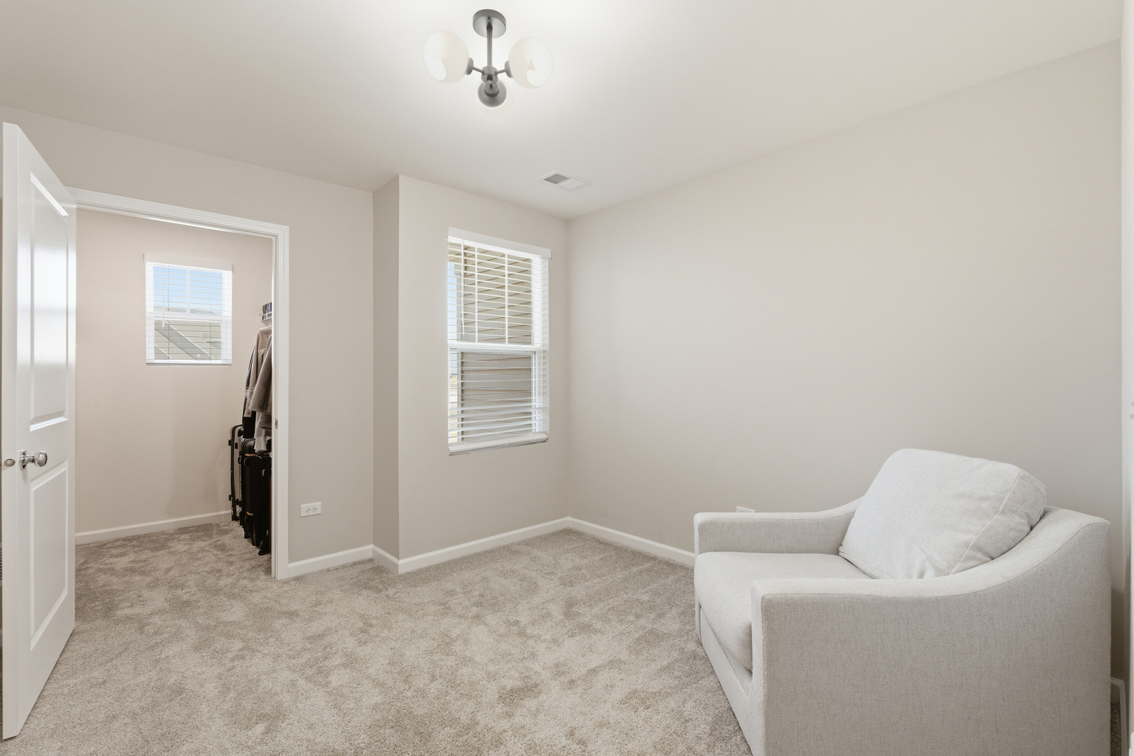 2235 Ryegrass Lane #68002, Bolingbrook, IL 60490