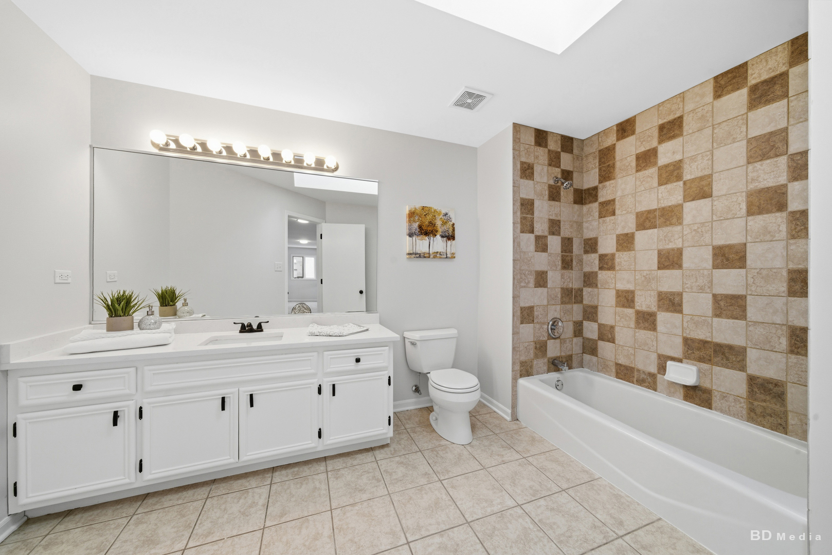 8548 Monaghan Drive, Tinley Park, IL 60487