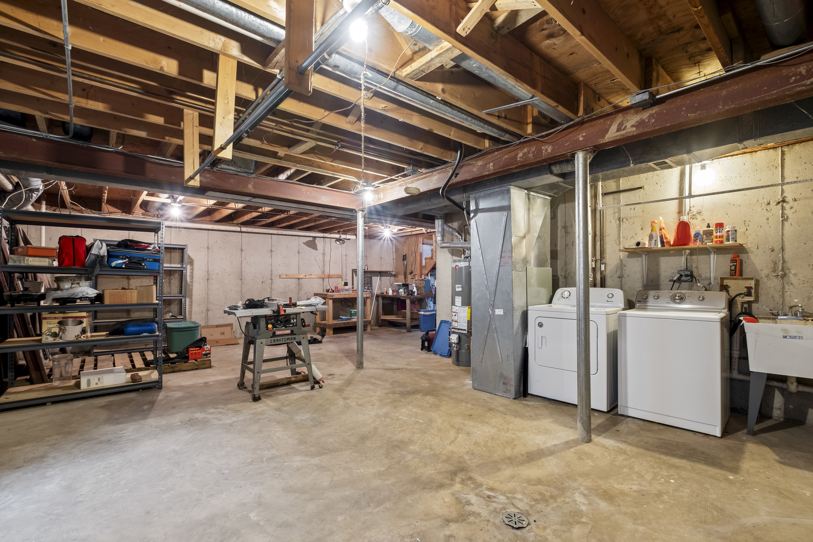 11031 S 84th Avenue, Palos Hills, IL 60465