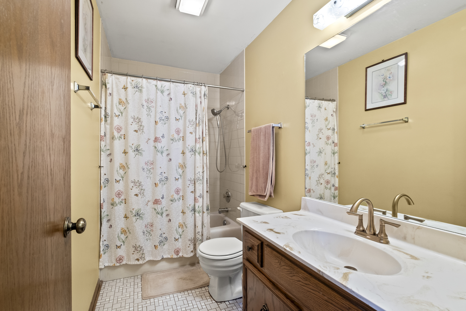 11031 S 84th Avenue, Palos Hills, IL 60465