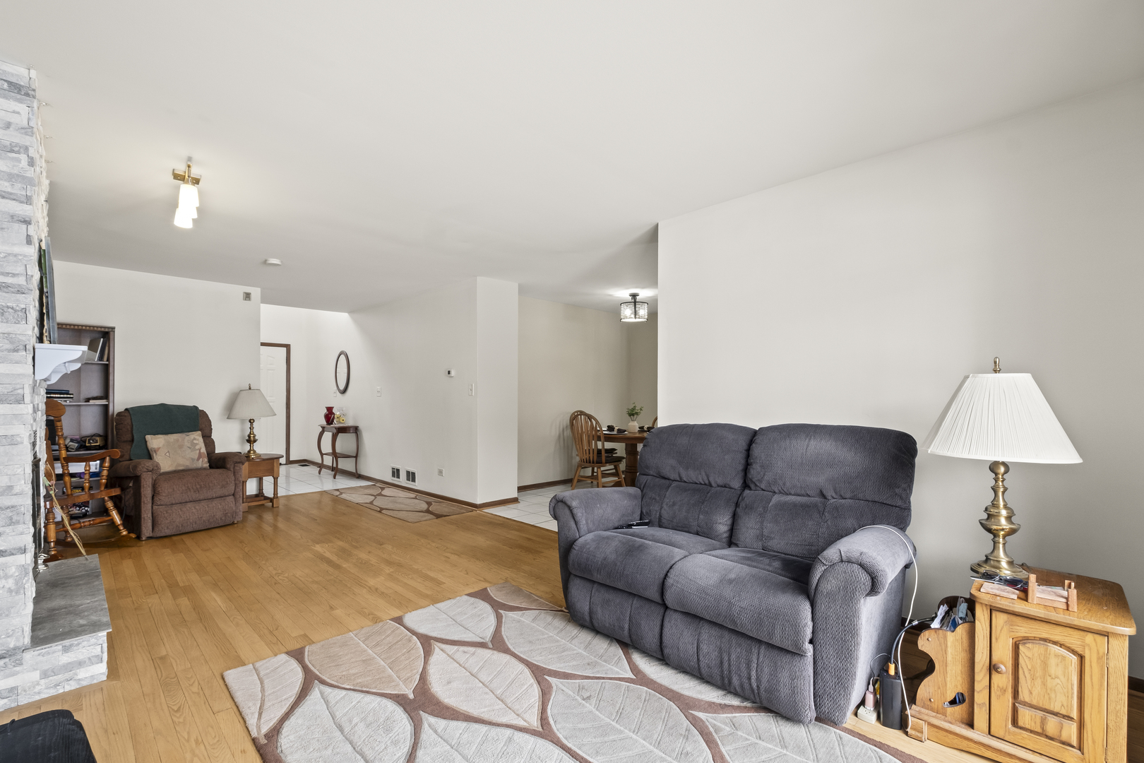 11031 S 84th Avenue, Palos Hills, IL 60465