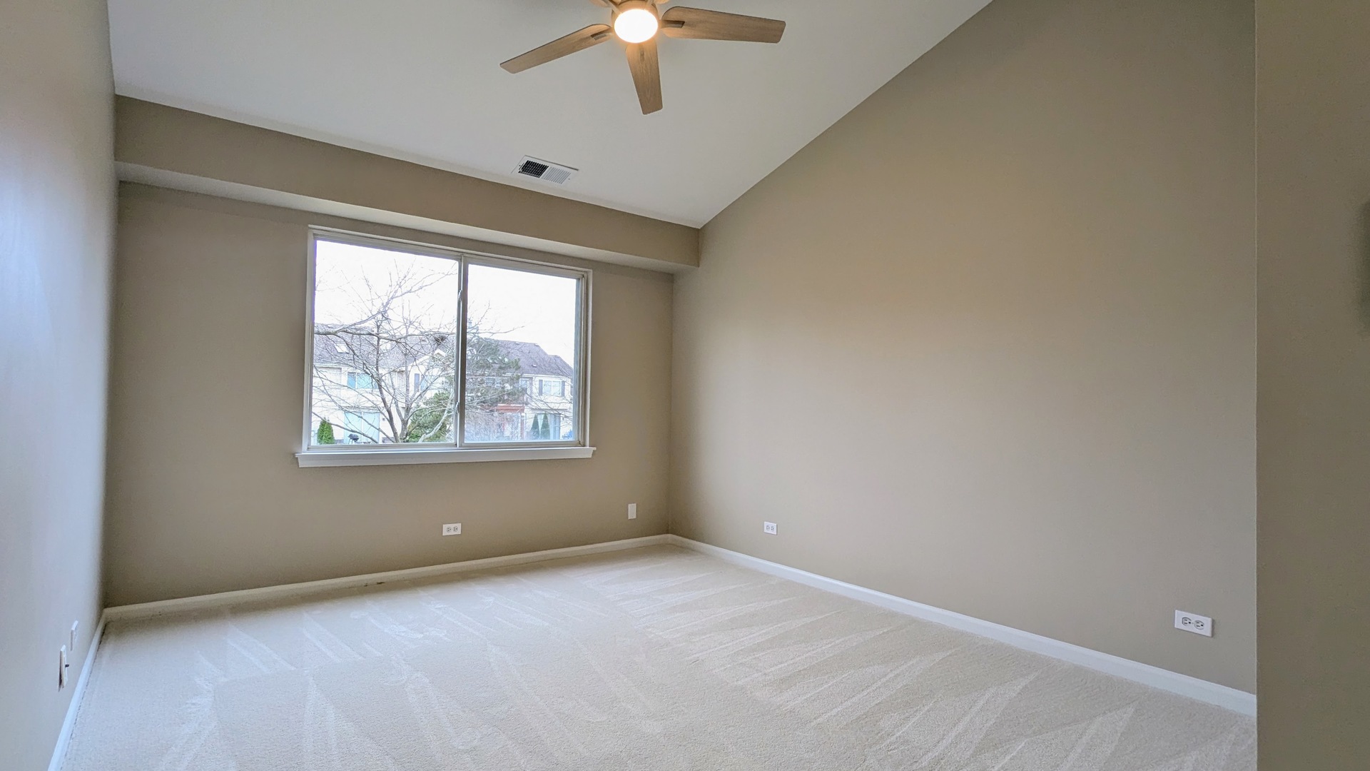 265 Sierra Pass #3, Schaumburg, IL 60194