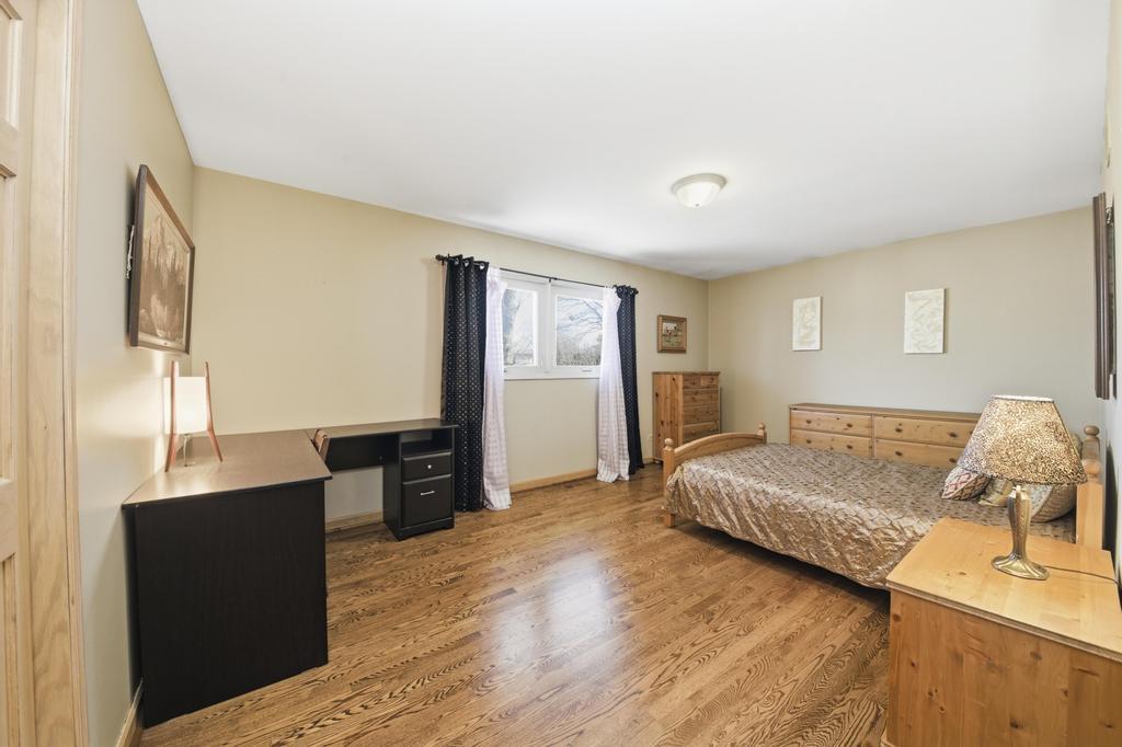 313 N Dee Road, Park Ridge, IL 60068