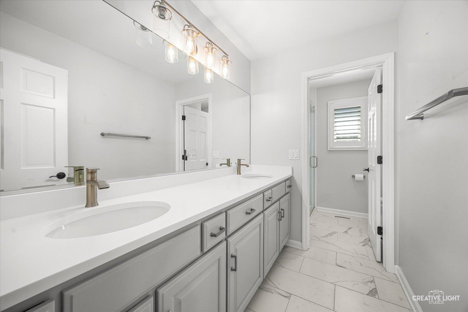 2552 DEWES Lane, Naperville, IL 60564