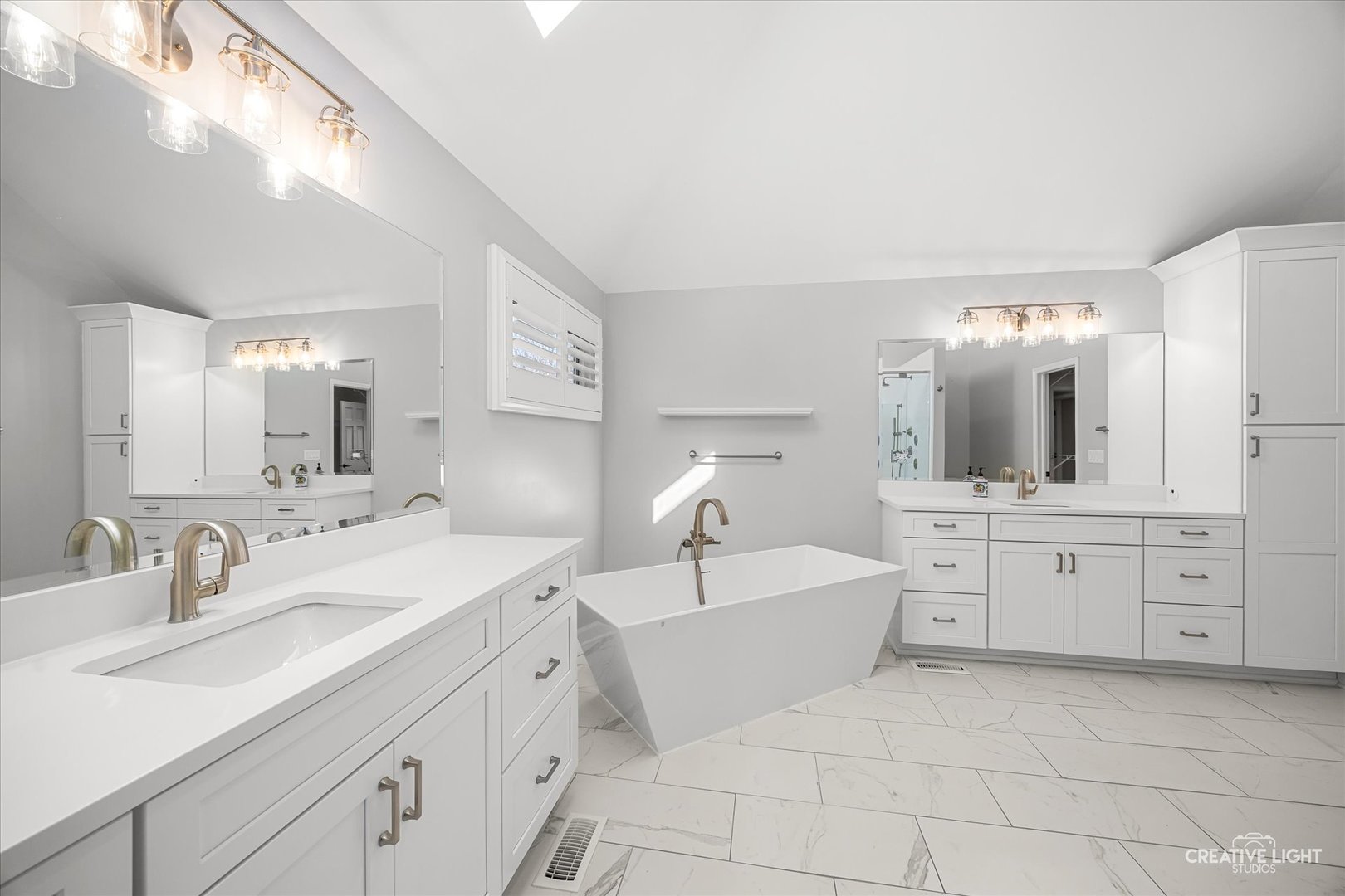 2552 DEWES Lane, Naperville, IL 60564