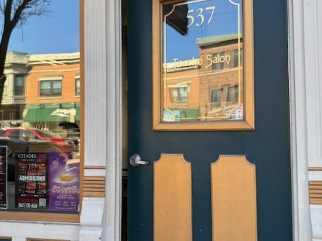 537 N Milwaukee Avenue, Libertyville, IL 60048