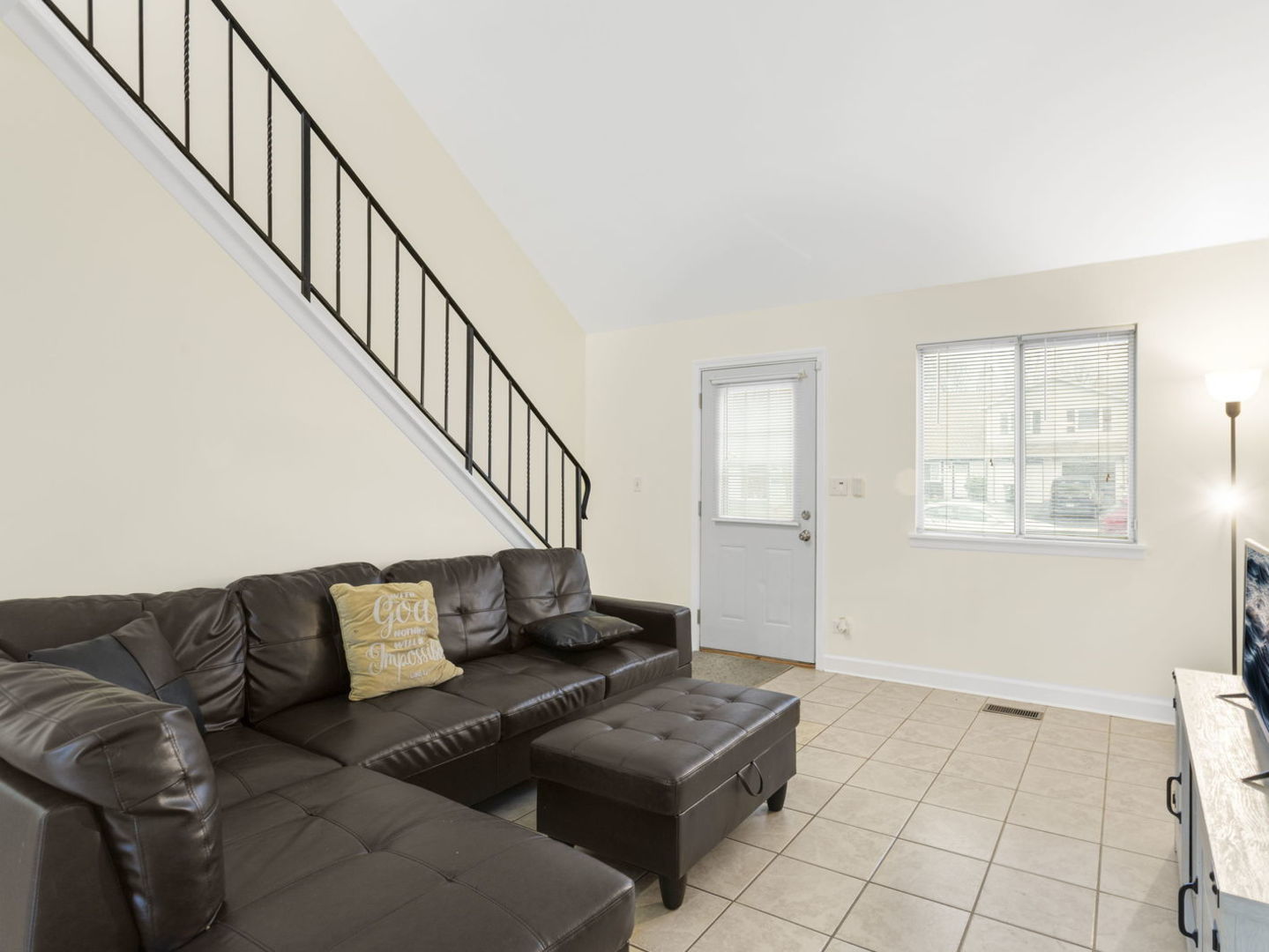 1807 Whitney Drive, Hanover Park, IL 60133