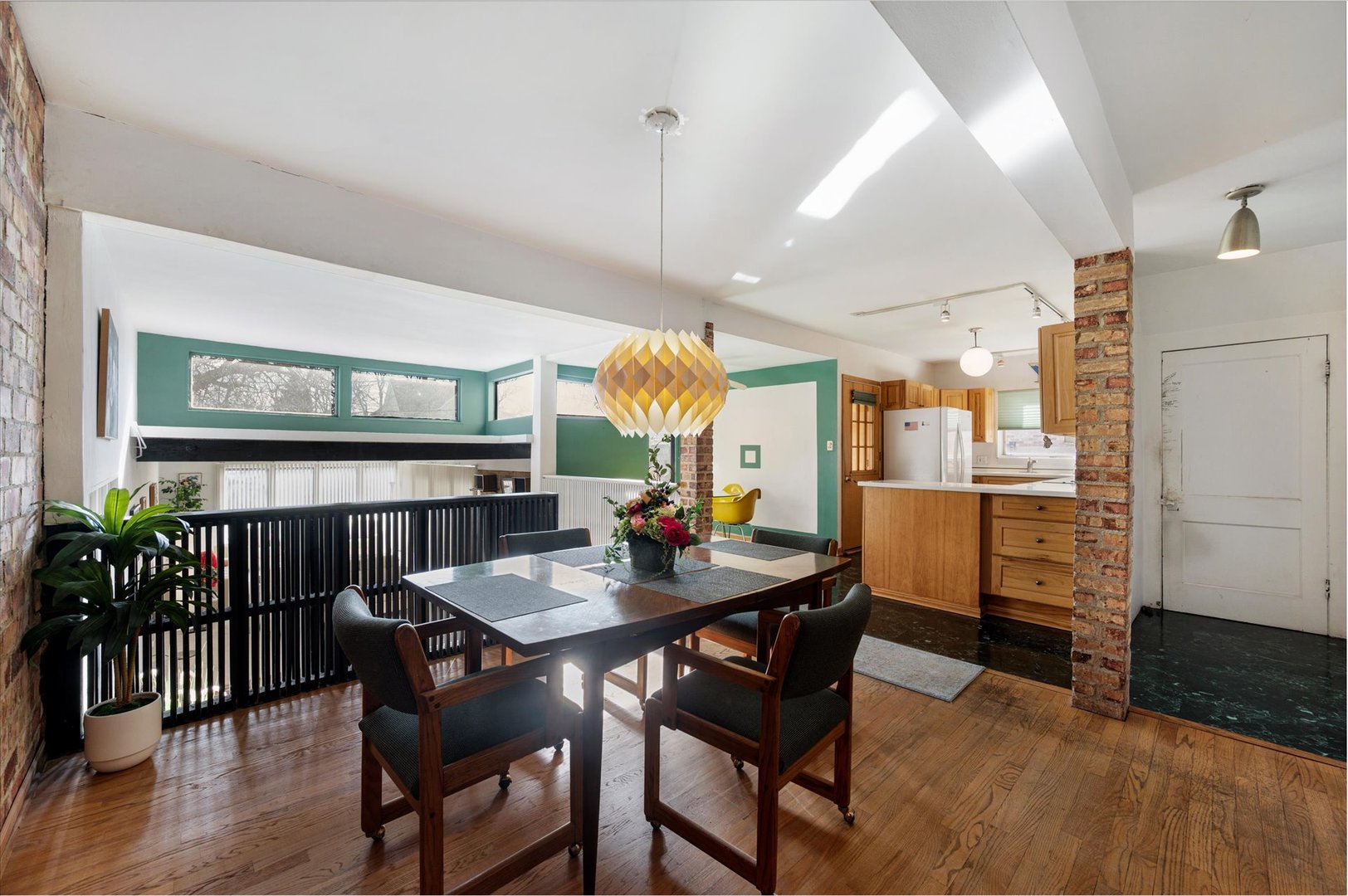 2839 Pearl Street, Franklin Park, IL 60131