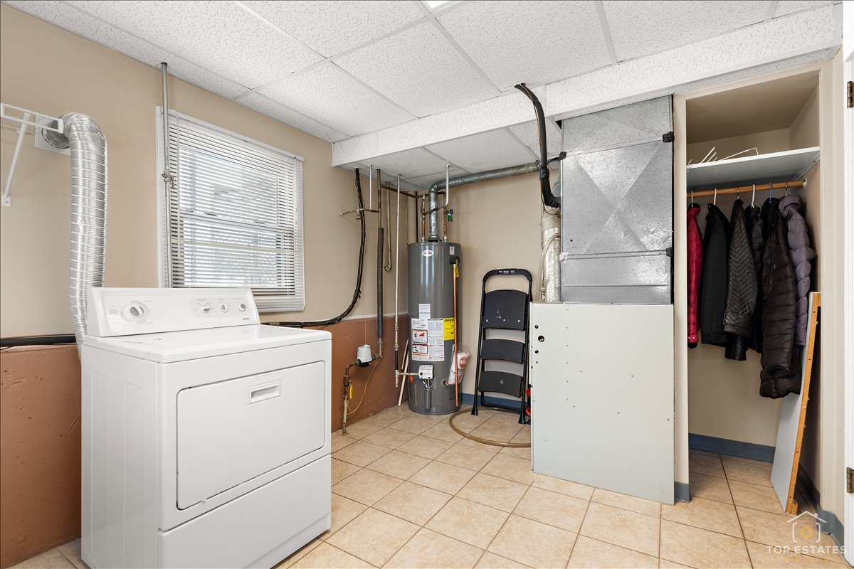 216 S Evergreen Avenue, Addison, IL 60101