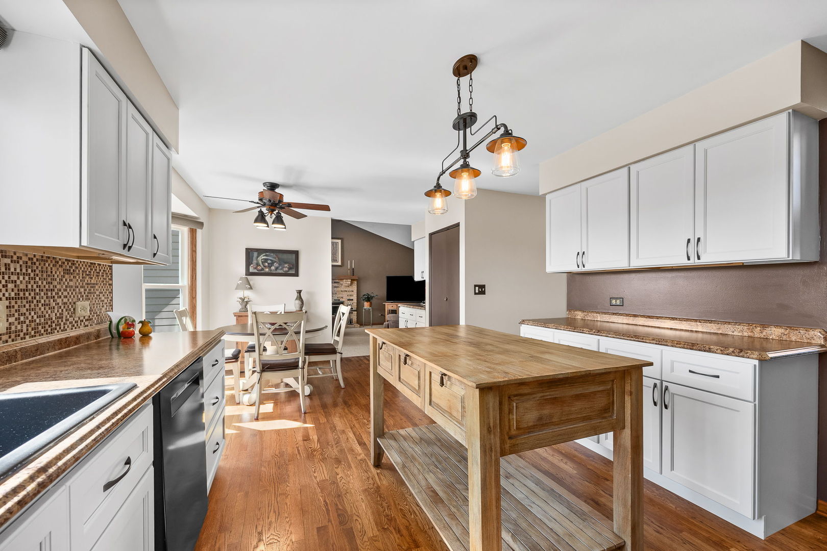 776 Provincetown Drive, Carol Stream, IL 60188