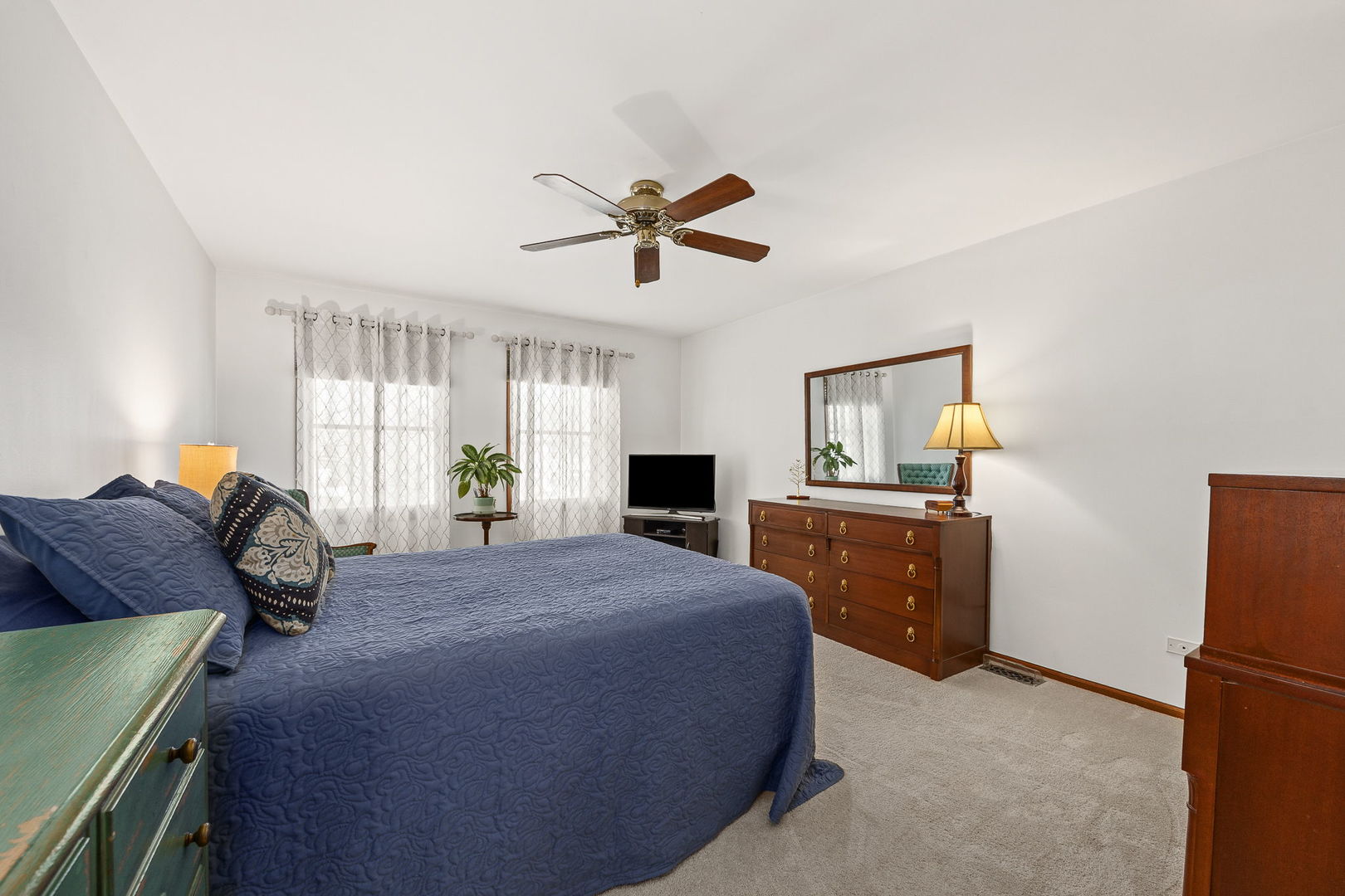 776 Provincetown Drive, Carol Stream, IL 60188