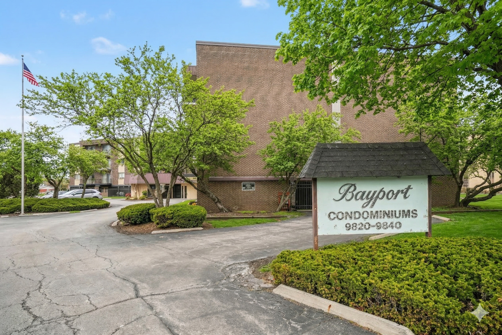 9820 S Pulaski Road #307, Oak Lawn, IL 60453