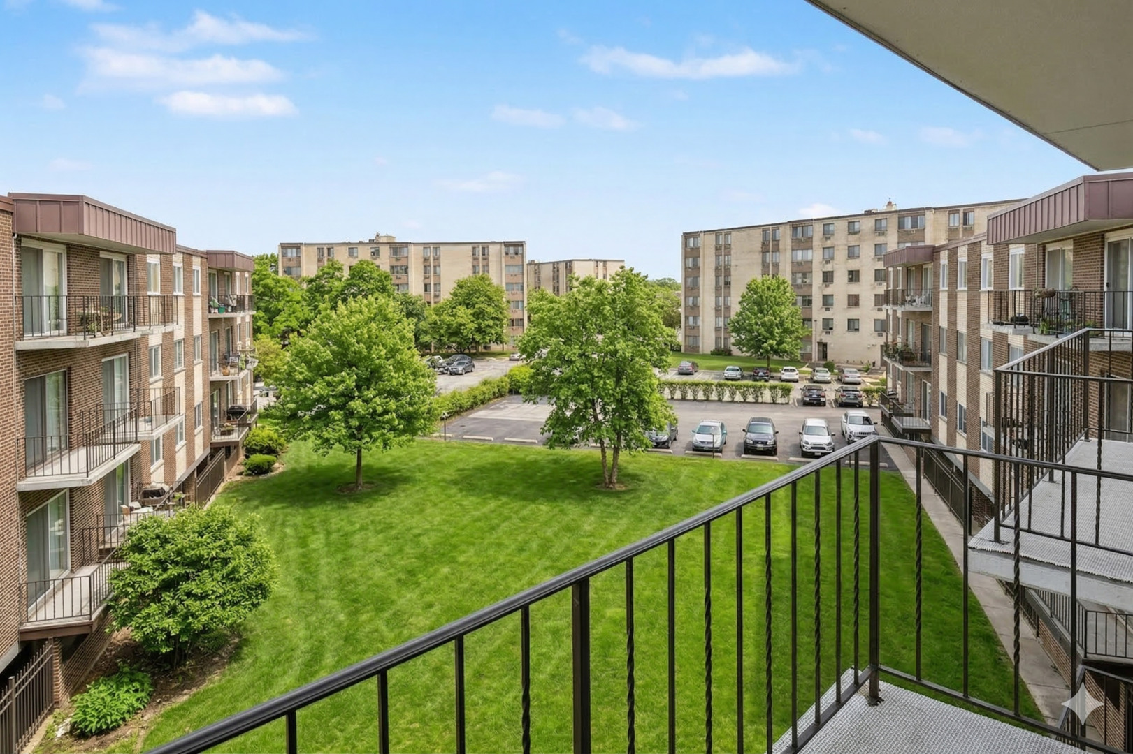 9820 S Pulaski Road #307, Oak Lawn, IL 60453