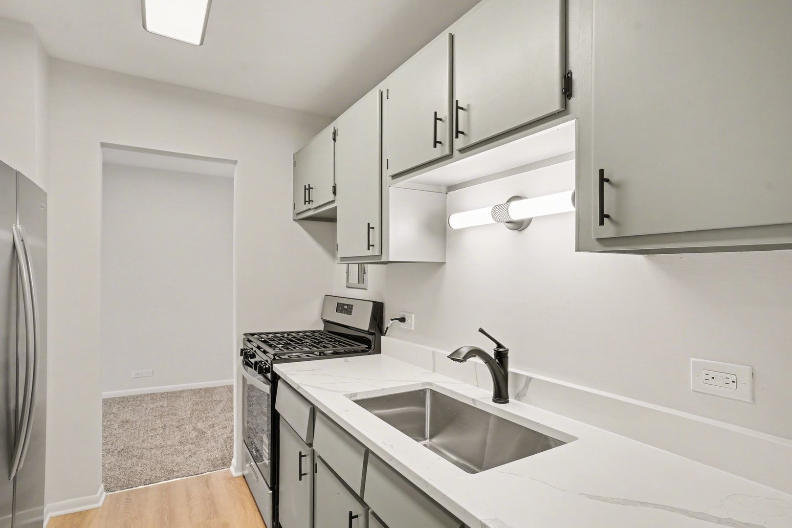 9820 S Pulaski Road #307, Oak Lawn, IL 60453