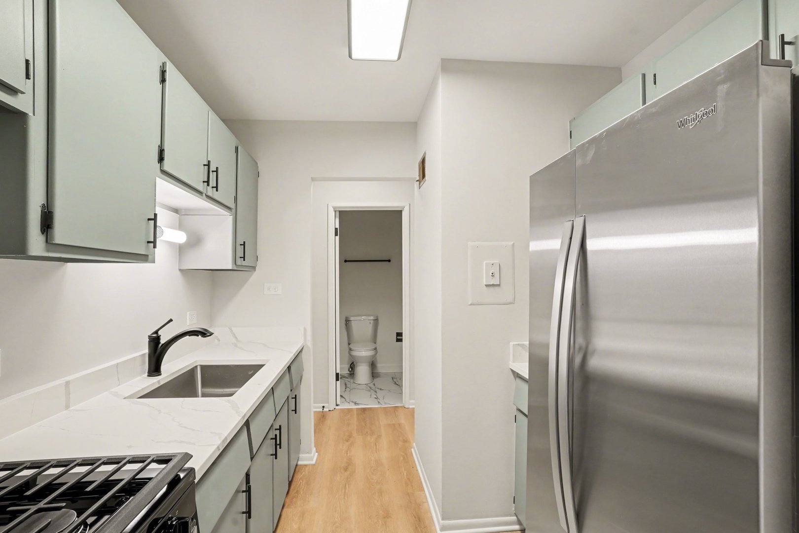 9820 S Pulaski Road #307, Oak Lawn, IL 60453