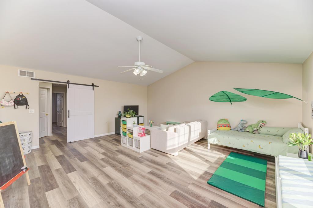 3873 Blackstone Drive, Aurora, IL 60504