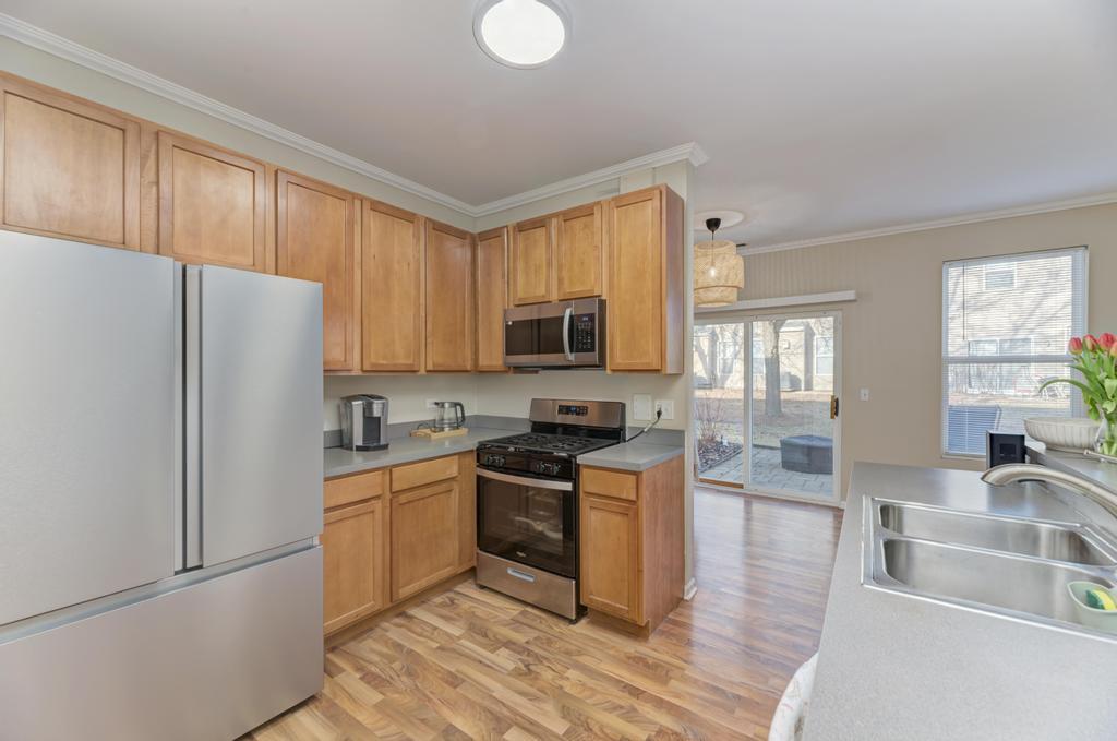 3873 Blackstone Drive, Aurora, IL 60504