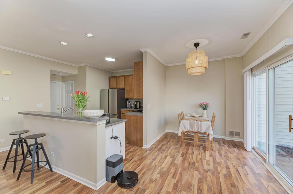 3873 Blackstone Drive, Aurora, IL 60504