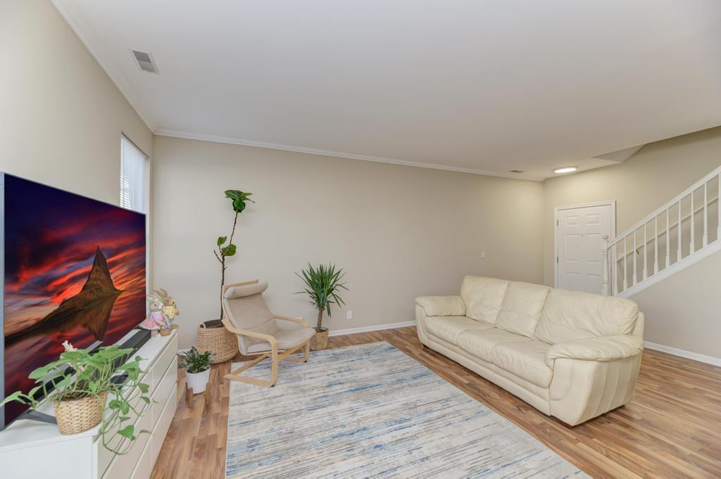 3873 Blackstone Drive, Aurora, IL 60504