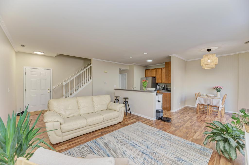 3873 Blackstone Drive, Aurora, IL 60504