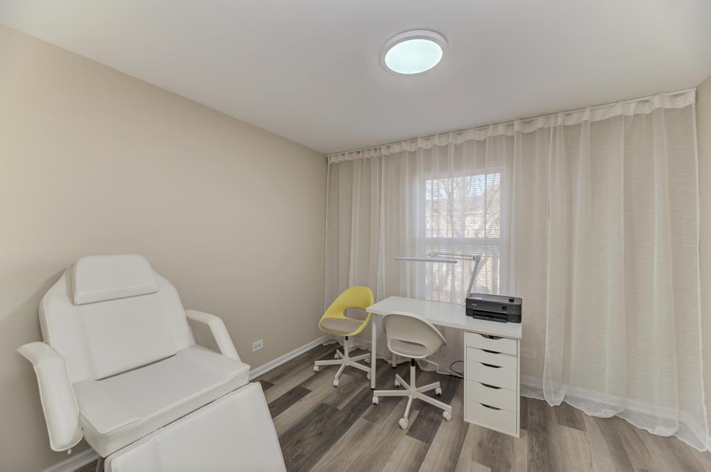 3873 Blackstone Drive, Aurora, IL 60504