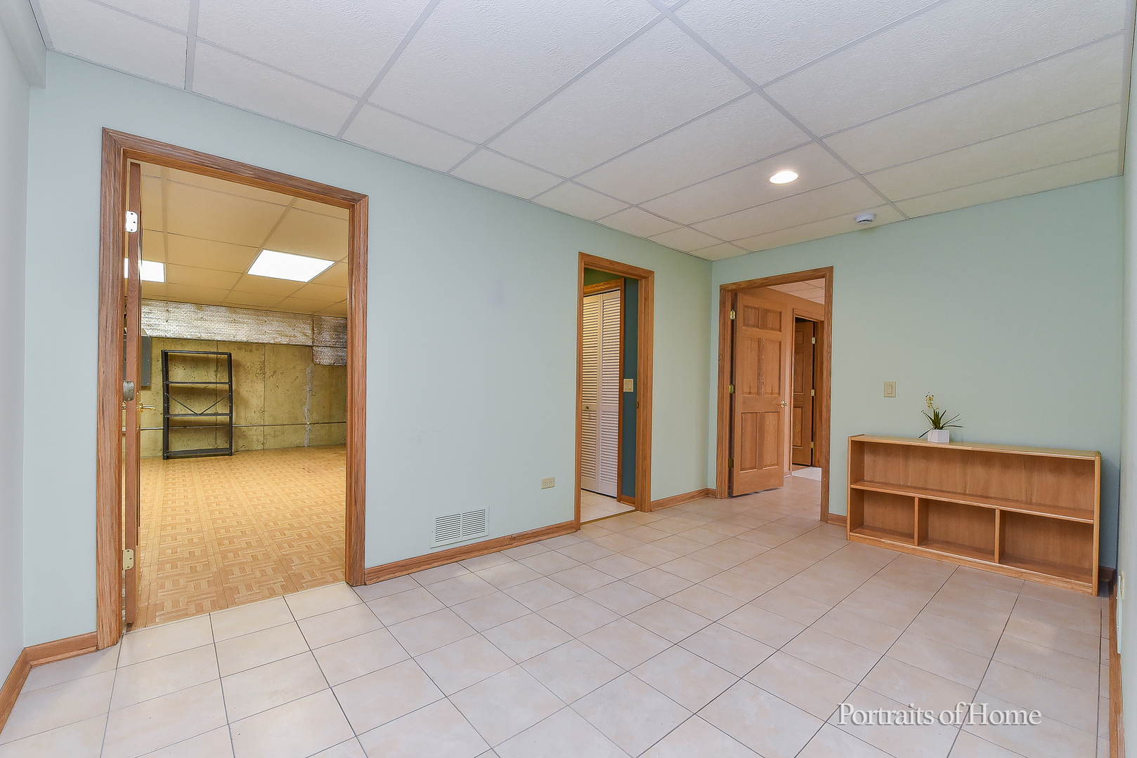 11 Merrimack Court, Bolingbrook, IL 60440