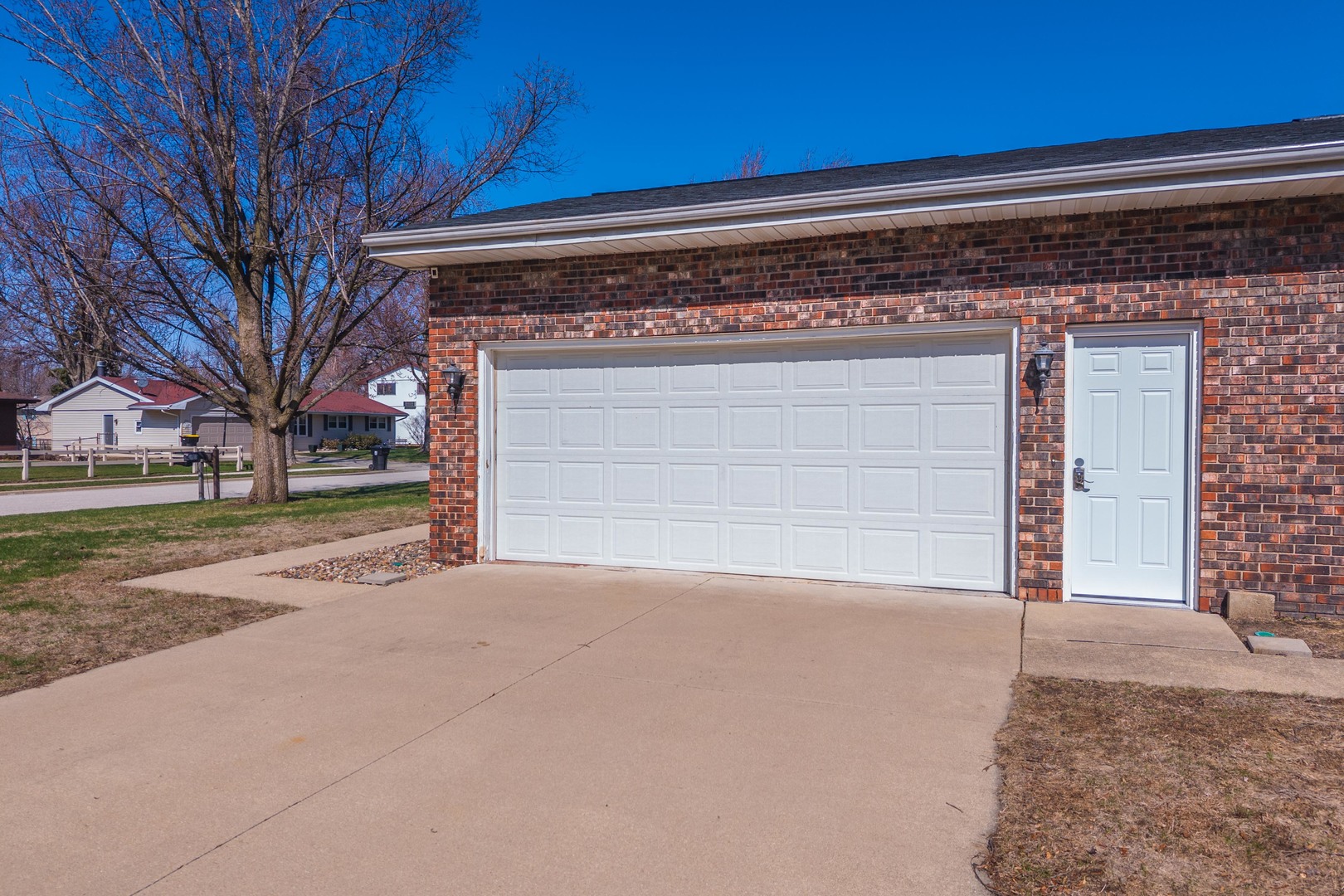 200 Felmley Drive, Normal, IL 61761