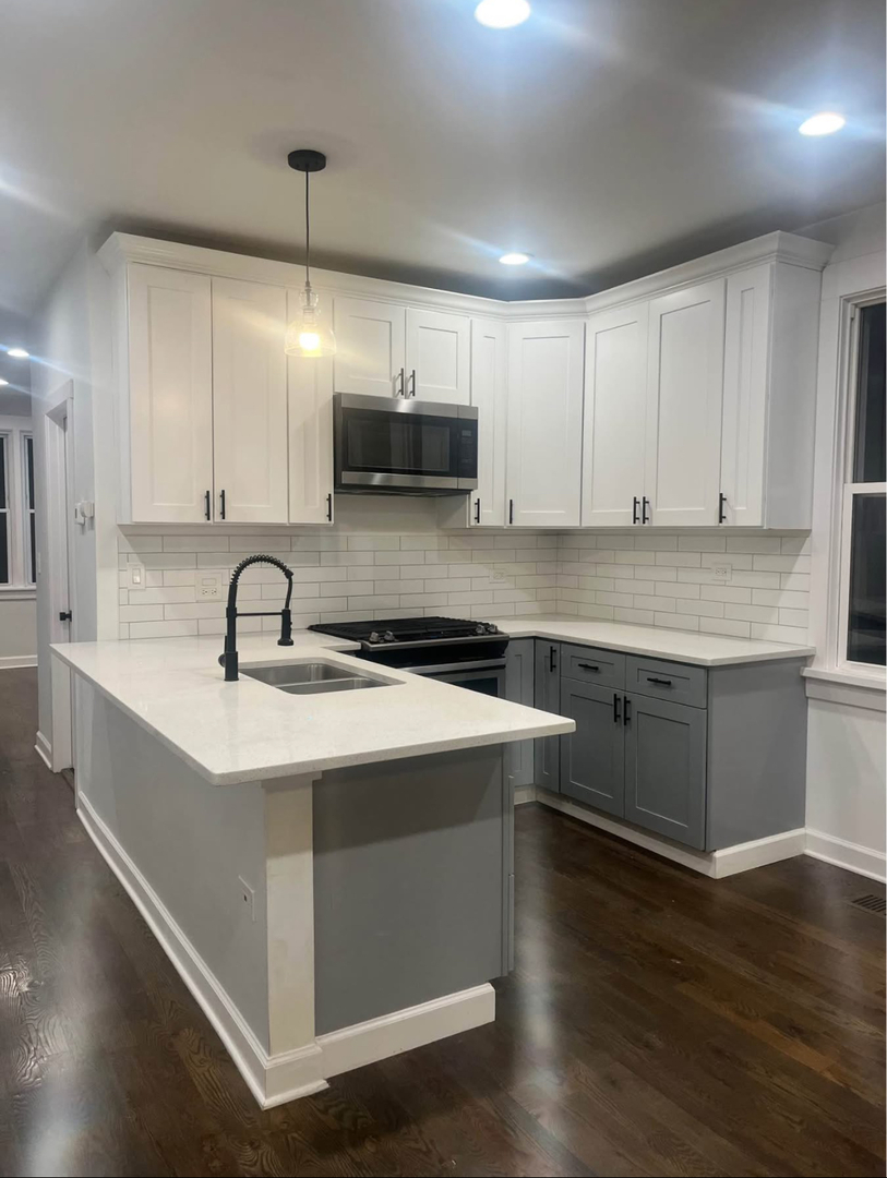 5212 S Lorel Avenue, Chicago, IL 60638