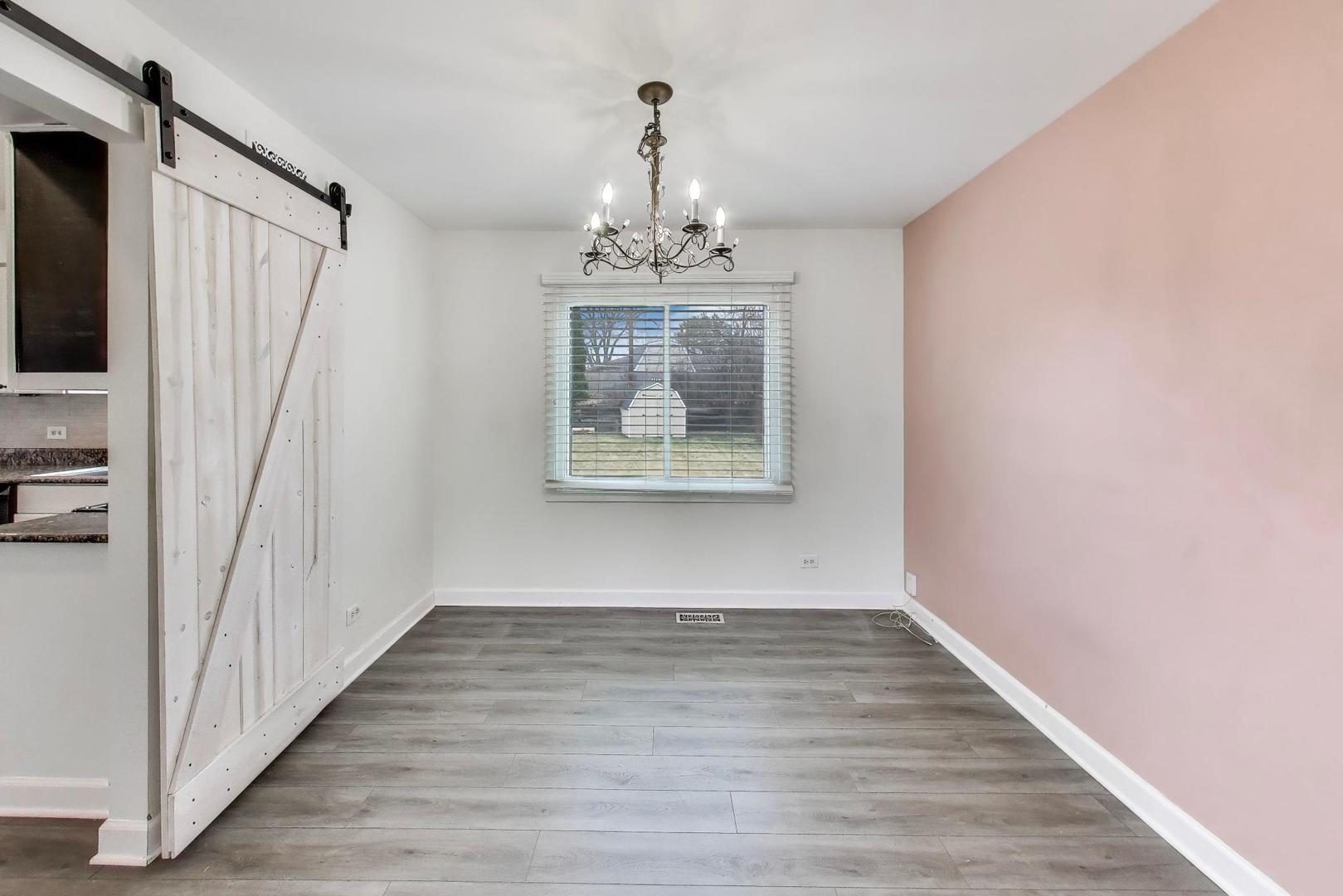 344 Timber Oaks Drive, North Aurora, IL 60542