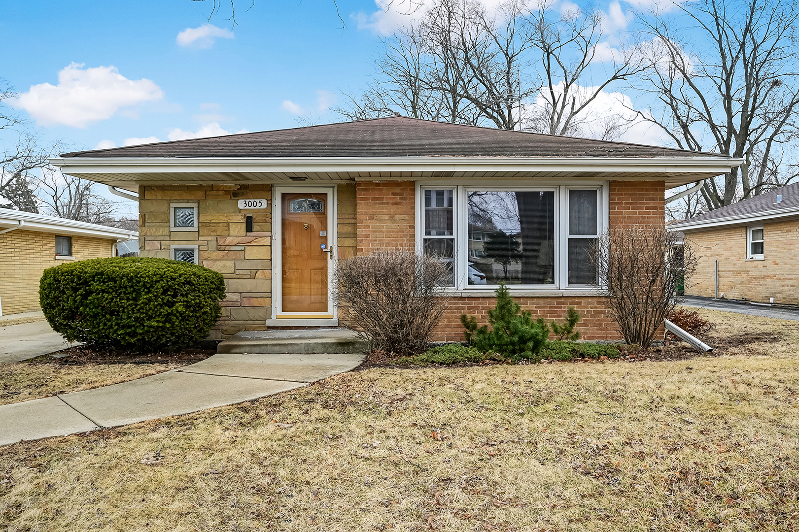 3005 Downing Avenue, Westchester, IL 60154