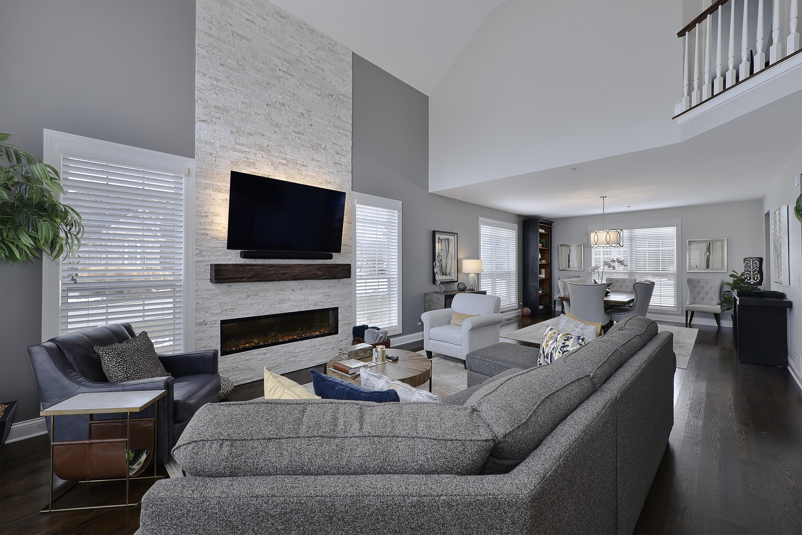 500 Stone Canyon Circle, Inverness, IL 60010