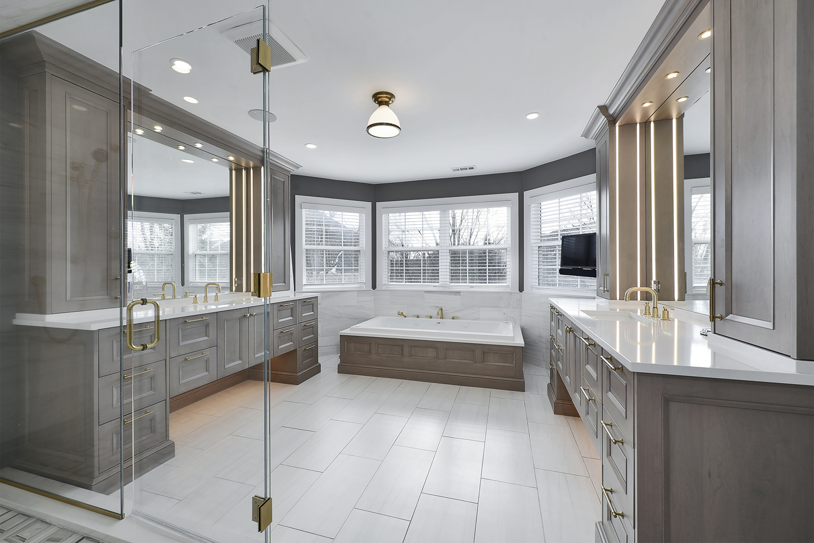 500 Stone Canyon Circle, Inverness, IL 60010