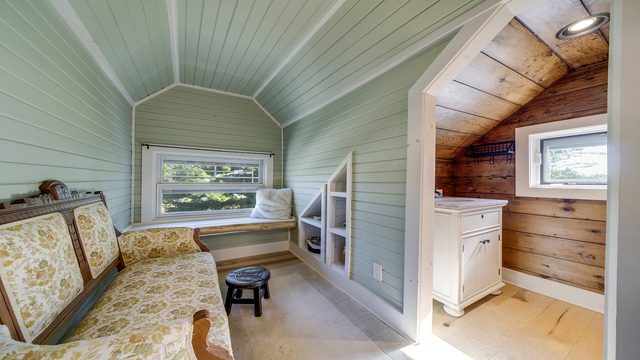 409 N State Street, Franklin Grove, IL 61031