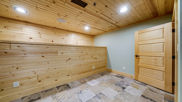 409 N State Street, Franklin Grove, IL 61031