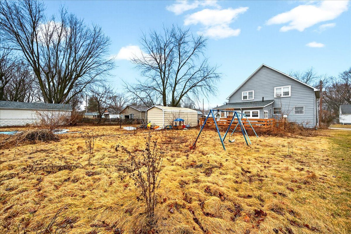 835 N 6TH Avenue, Canton, IL 61520