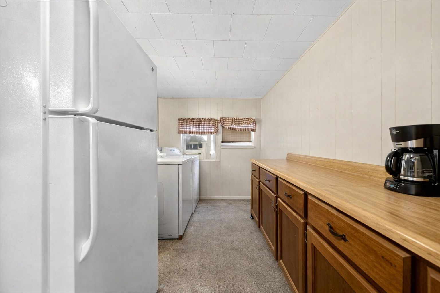 835 N 6TH Avenue, Canton, IL 61520