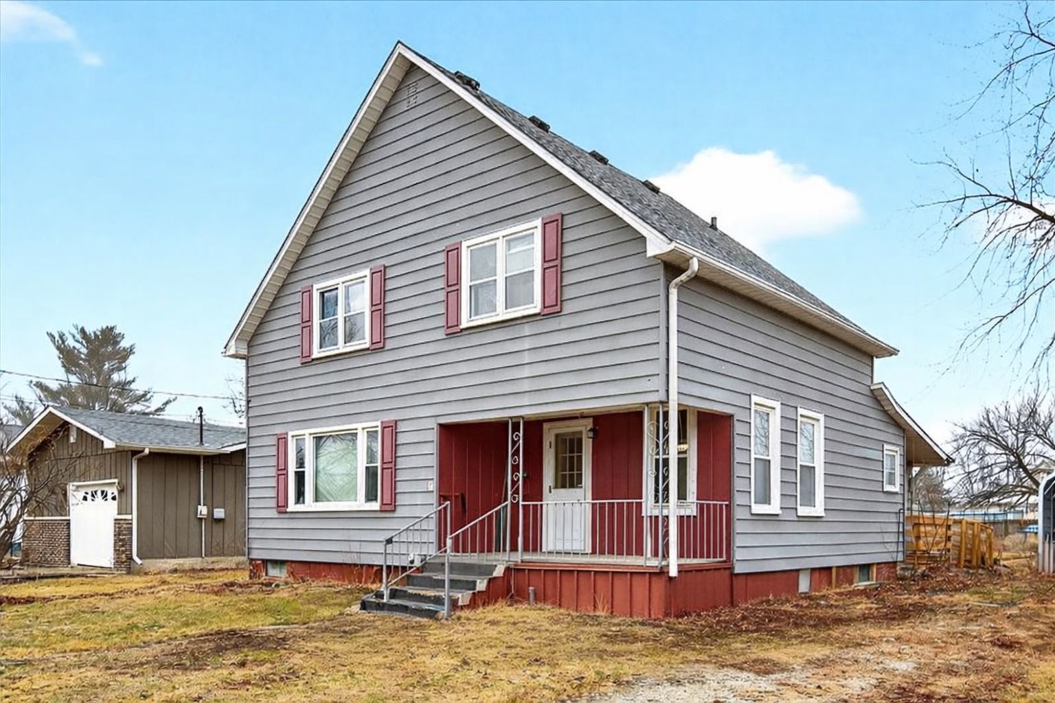 835 N 6TH Avenue, Canton, IL 61520