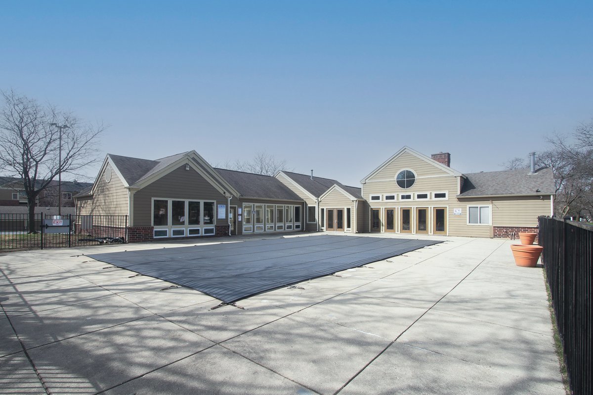 120 Glengarry Drive #112, Bloomingdale, IL 60108