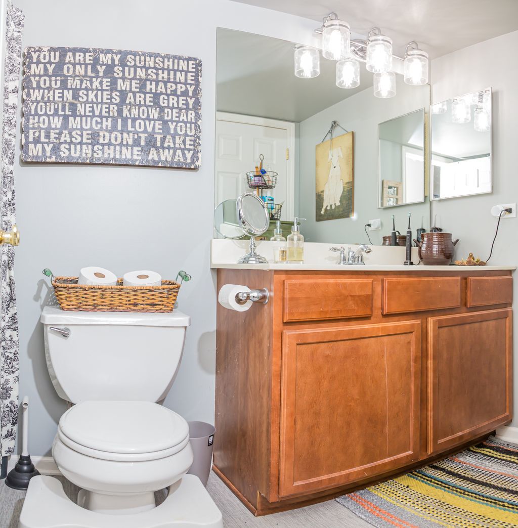 120 Glengarry Drive #112, Bloomingdale, IL 60108