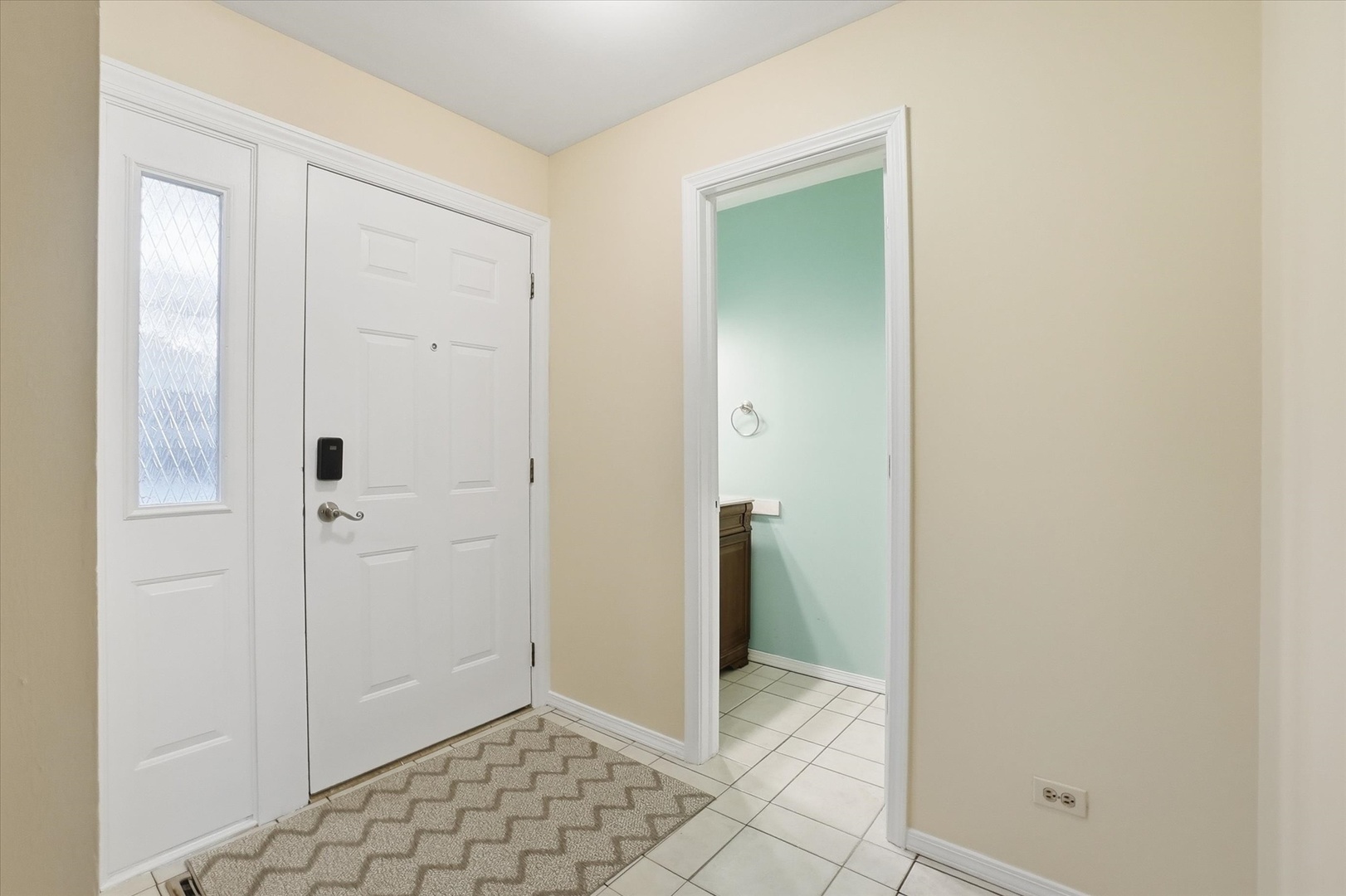 413 Buffalo Trail, Wheeling, IL 60090