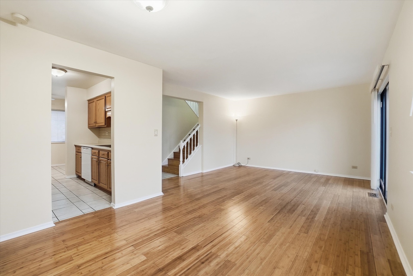 413 Buffalo Trail, Wheeling, IL 60090