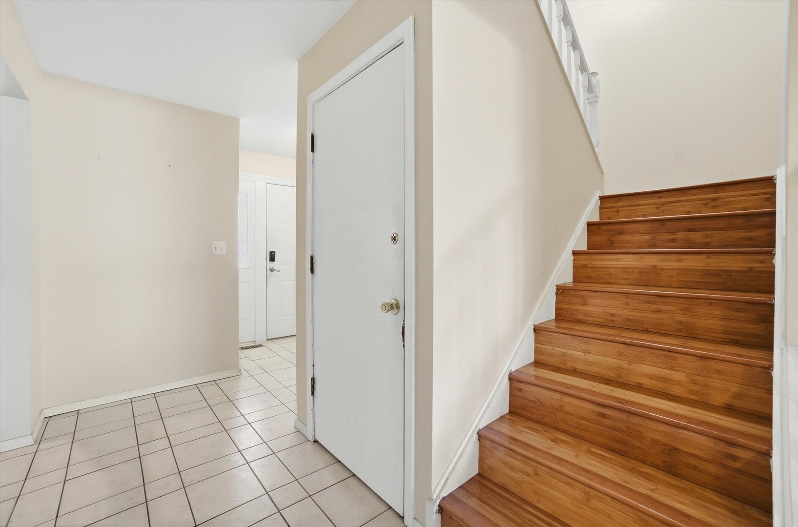 413 Buffalo Trail, Wheeling, IL 60090