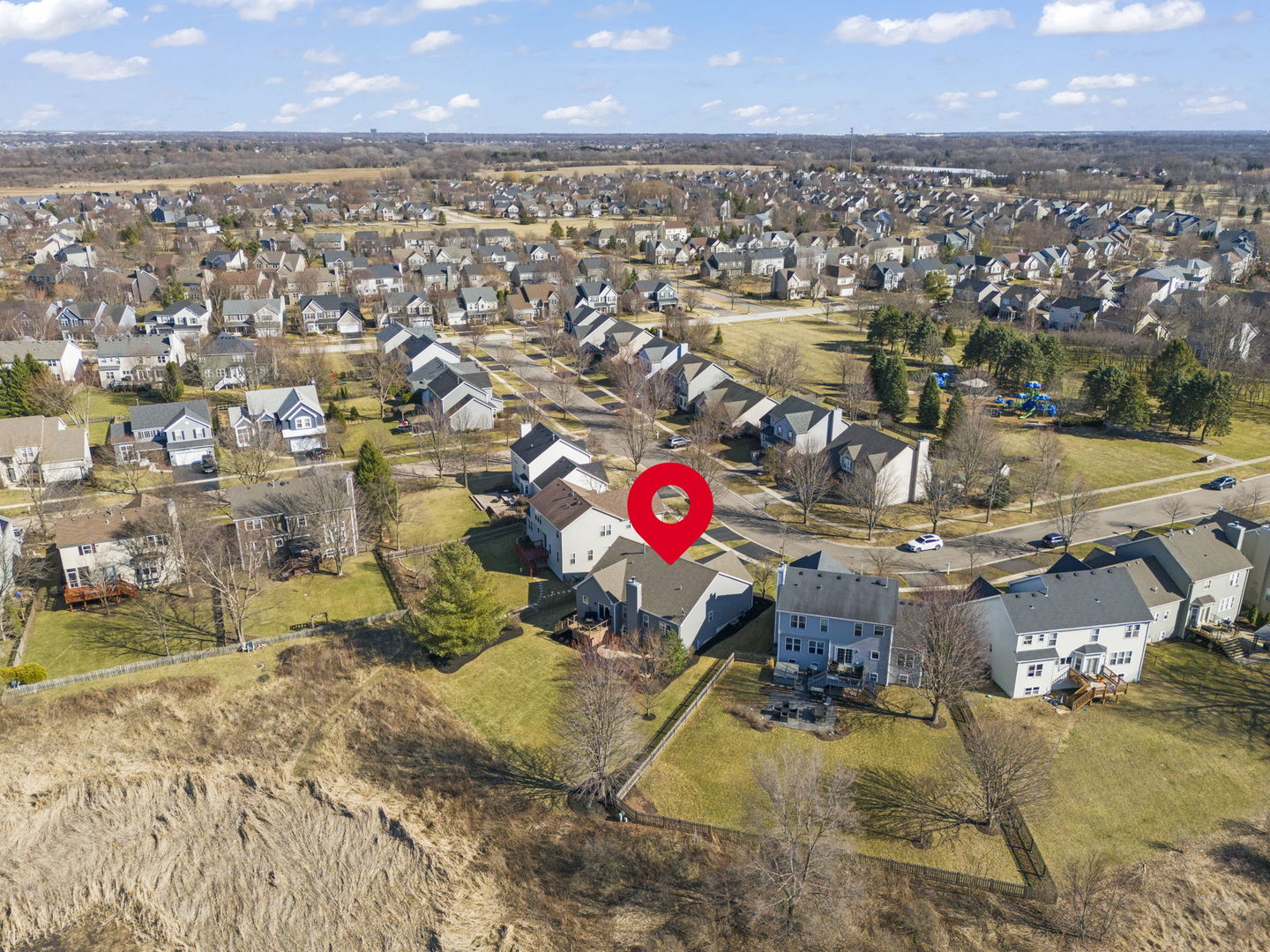 39W578 Newton Square, Geneva, IL 60134