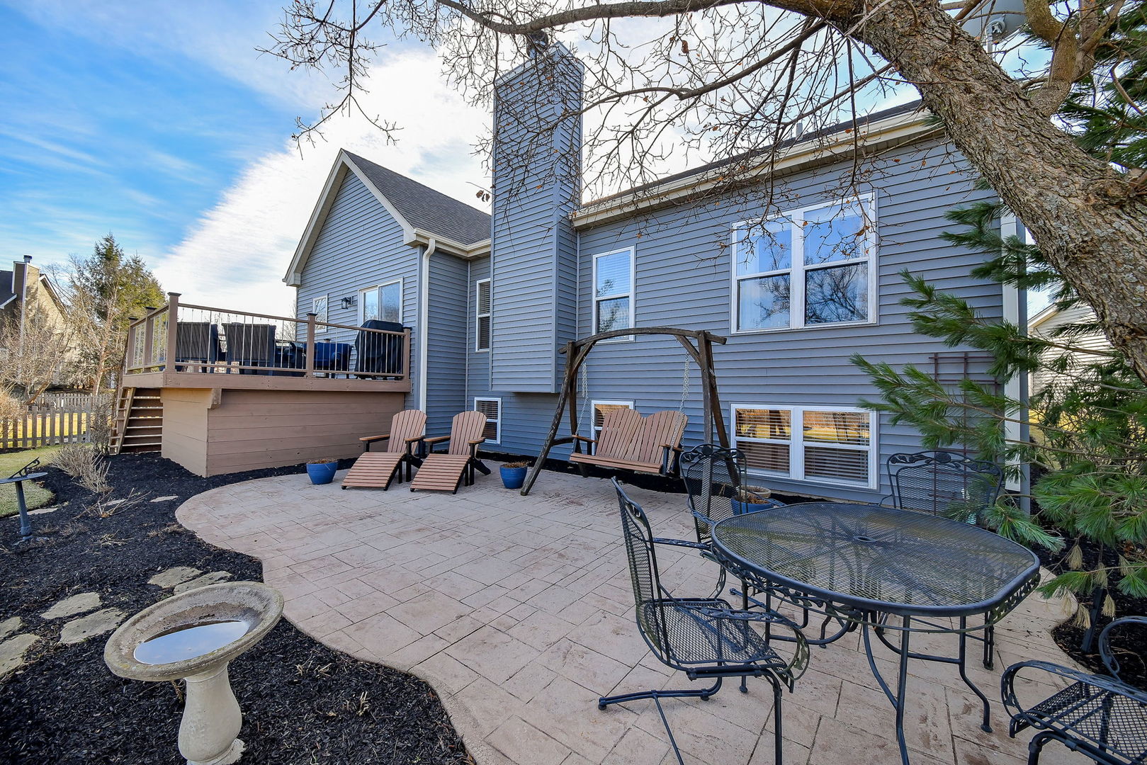 39W578 Newton Square, Geneva, IL 60134