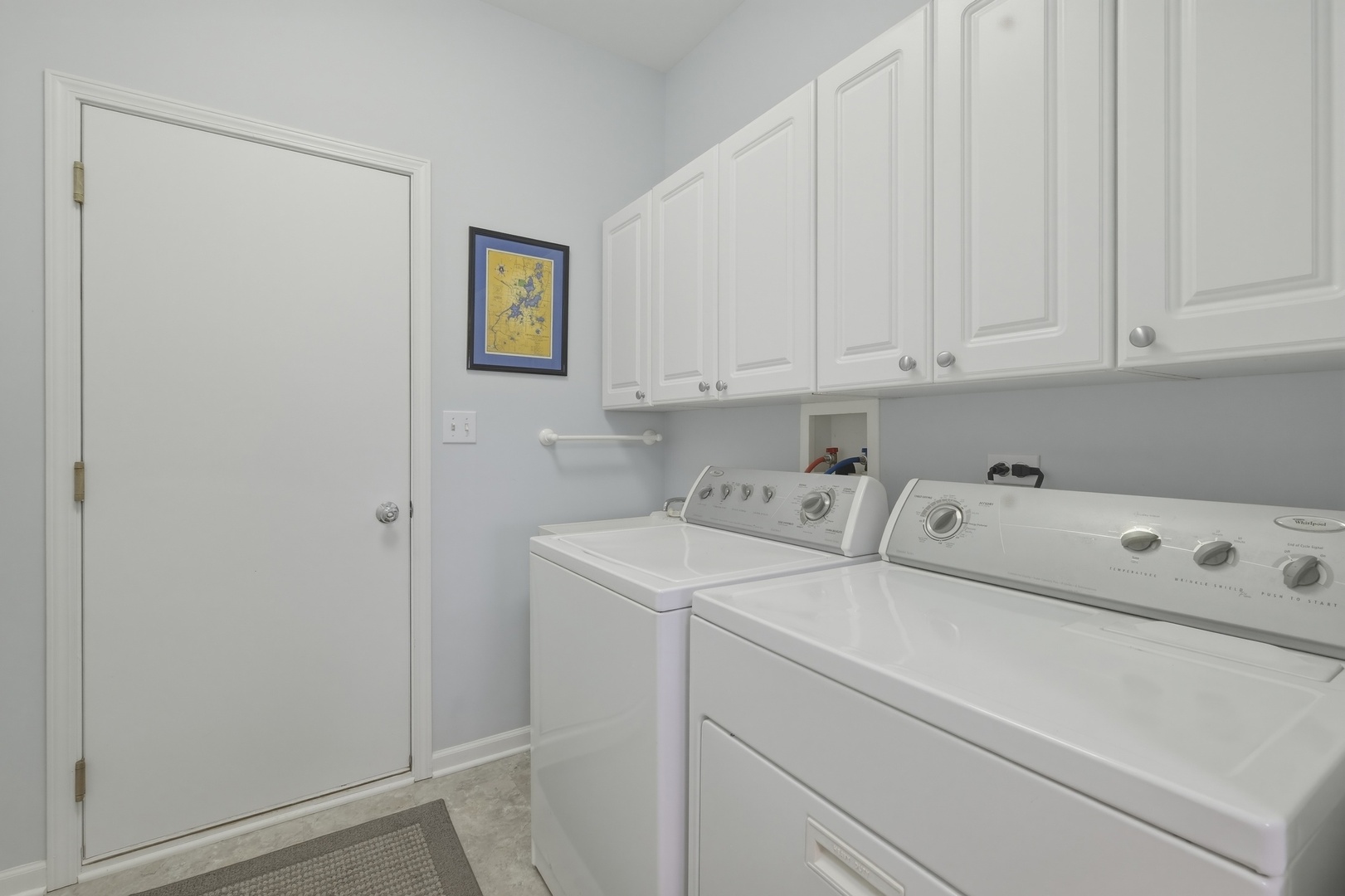 1063 Inverness Drive, Antioch, IL 60002