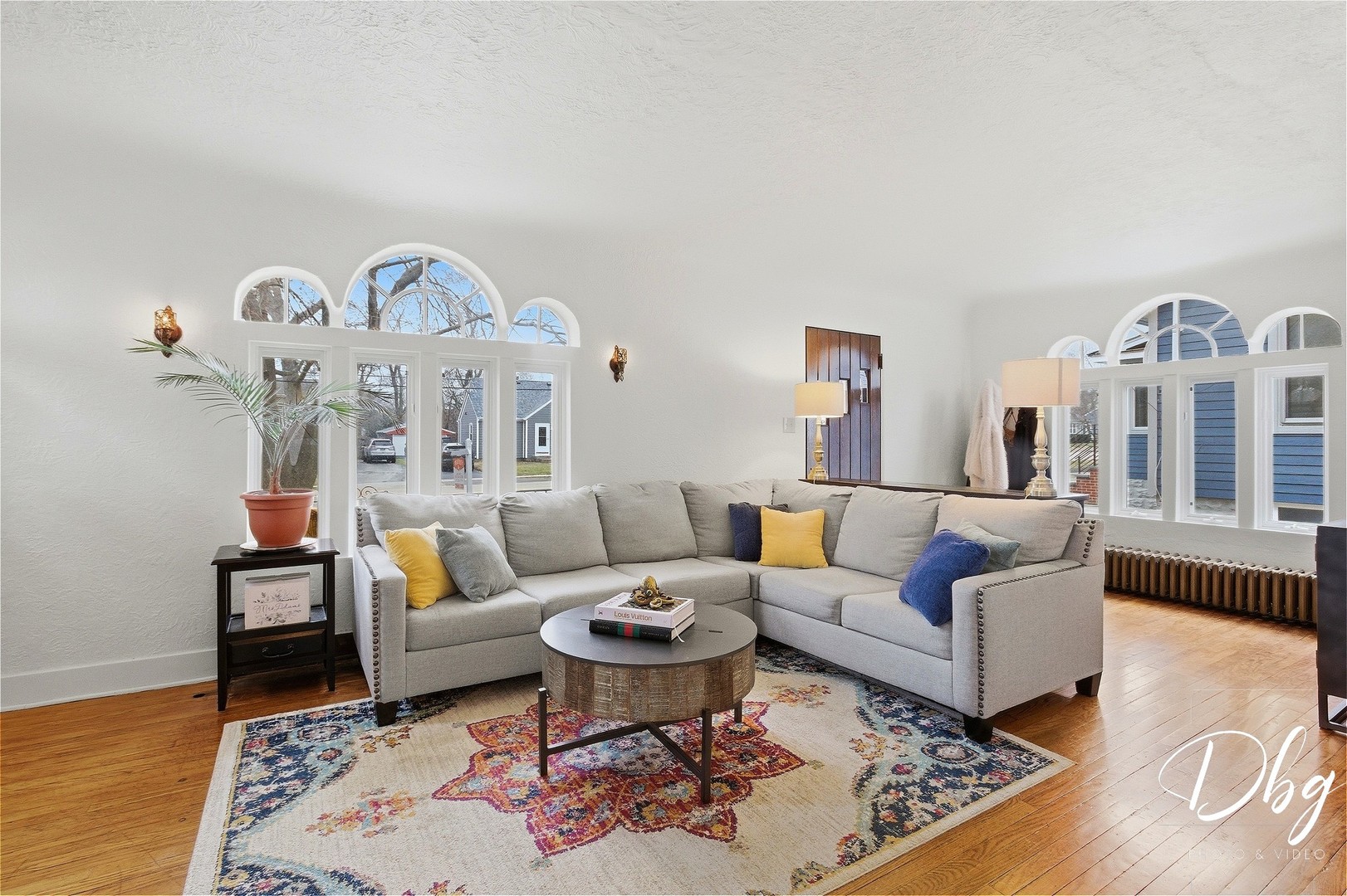 338 S Lake Street, Grayslake, IL 60030