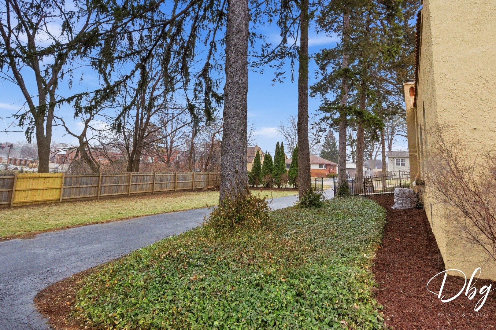 338 S Lake Street, Grayslake, IL 60030