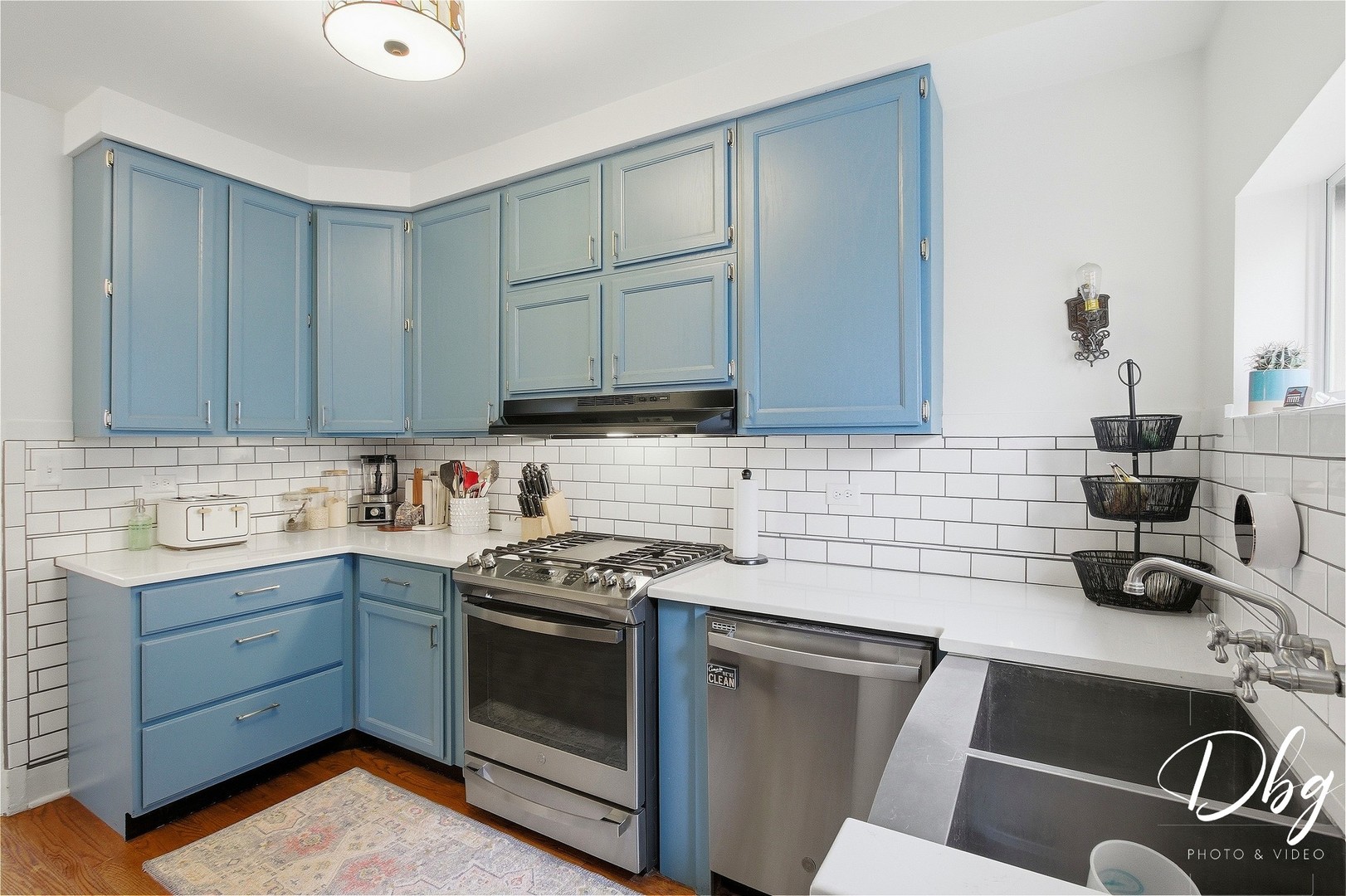 338 S Lake Street, Grayslake, IL 60030